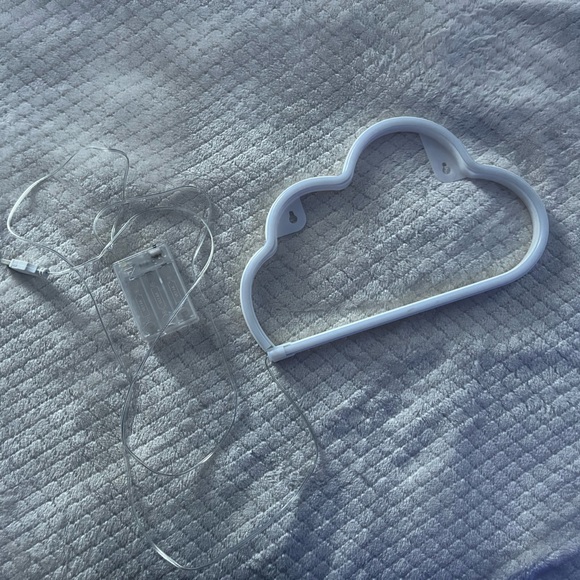 pink cloud led sign - Picture 2 of 2